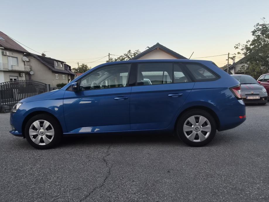 Škoda Fabia Combi 1,0 TSI, fotografija 8
