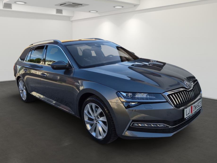 Škoda Superb Combi
