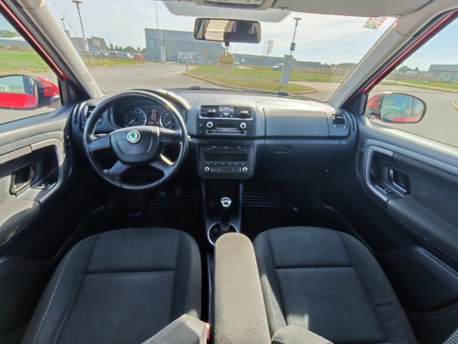 Škoda Fabia Combi 1,2 TSI,2010godina,registriran godinu dana, fotografija 12