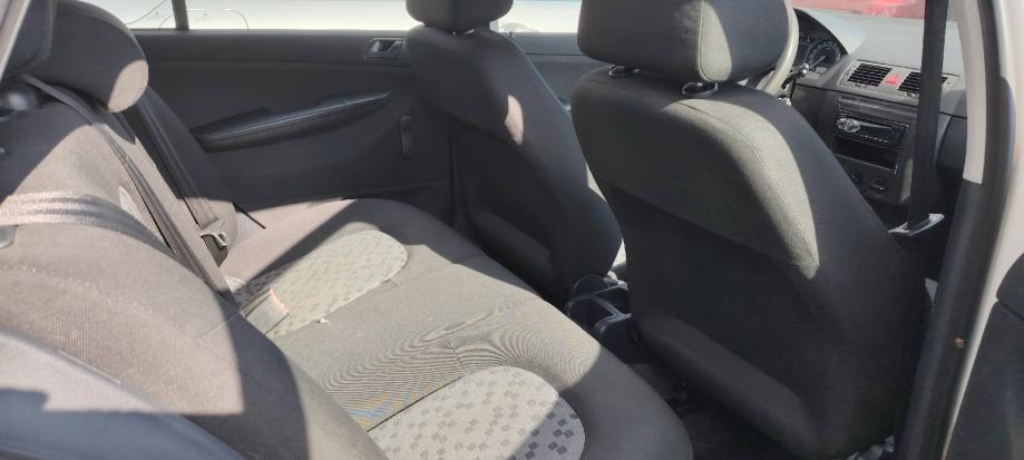 Škoda Fabia Combi 1,4 TDI, fotografija 7