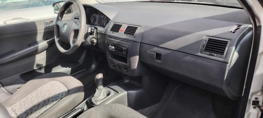 Škoda Fabia Combi 1,4 TDI, fotografija 8