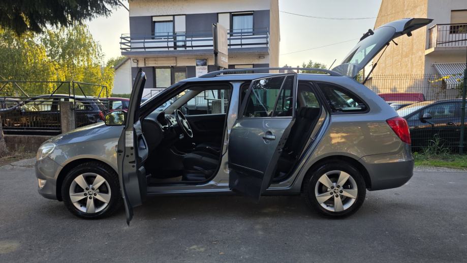Škoda Fabia Combi 1,6 TDI, servisna, klima, tempo, pdc, TOP STANJE..., fotografija 12