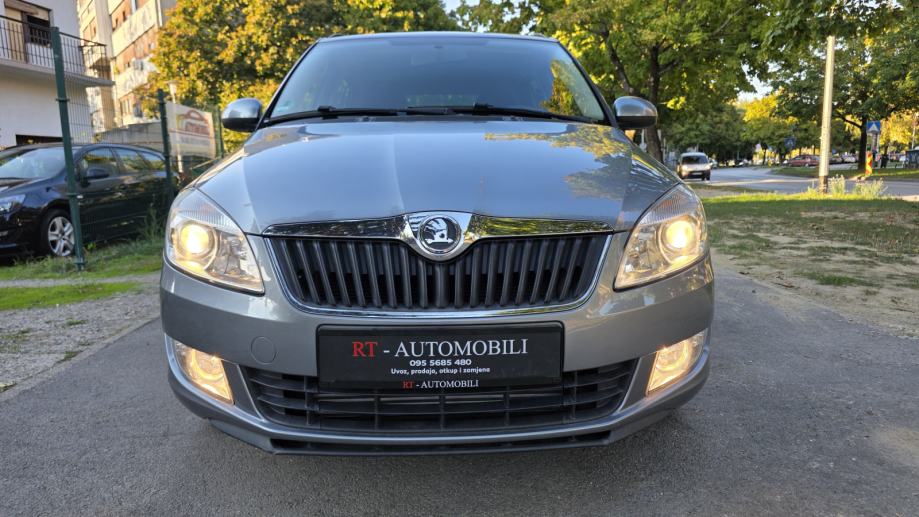 Škoda Fabia Combi 1,6 TDI, servisna, klima, tempo, pdc, TOP STANJE..., fotografija 2