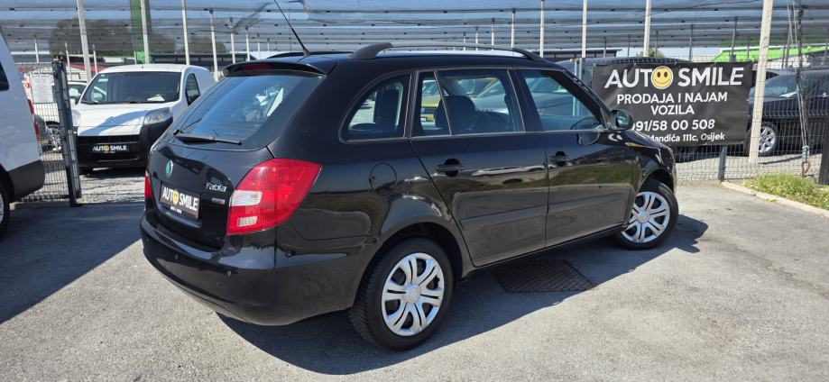 Škoda Fabia Combi 1,6 TDI, KLIMA, EL. PAKET, PARKING SENZORI..., fotografija 7