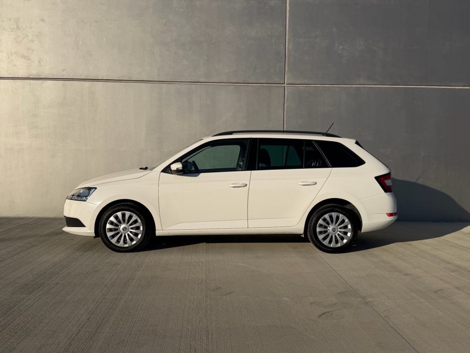 Škoda Fabia Combi SIMPLY 1,0 TSI HR AUTO NIJE UVOZ JAMSTVO, fotografija 12