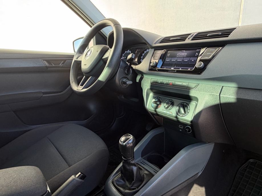 Škoda Fabia Combi SIMPLY 1,0 TSI HR AUTO NIJE UVOZ JAMSTVO, fotografija 17