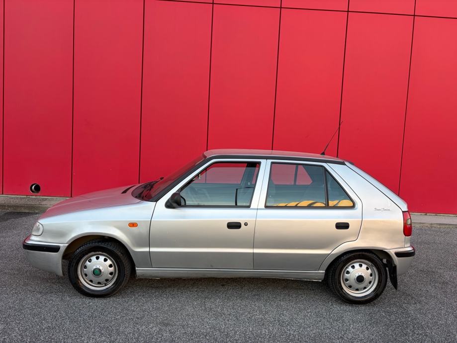 ŠKODA FELICIA 1.3 LXI PRVI VLASNIK 90.000 KM REGISTRIRANA!!!, pogled izvana - slika 5