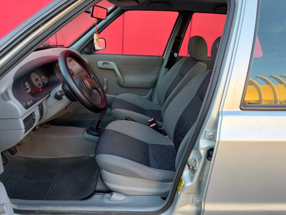 ŠKODA FELICIA 1.3 LXI PRVI VLASNIK 90.000 KM REGISTRIRANA!!!, fotografija 11