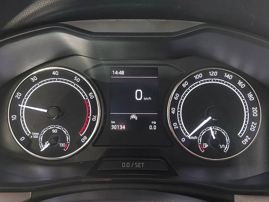 Škoda Kamiq 1,0 TSI 110KS HIGH LED,KAMER,KUKA,GRIJ.SJEDAL,6.473,5€*3, fotografija 9