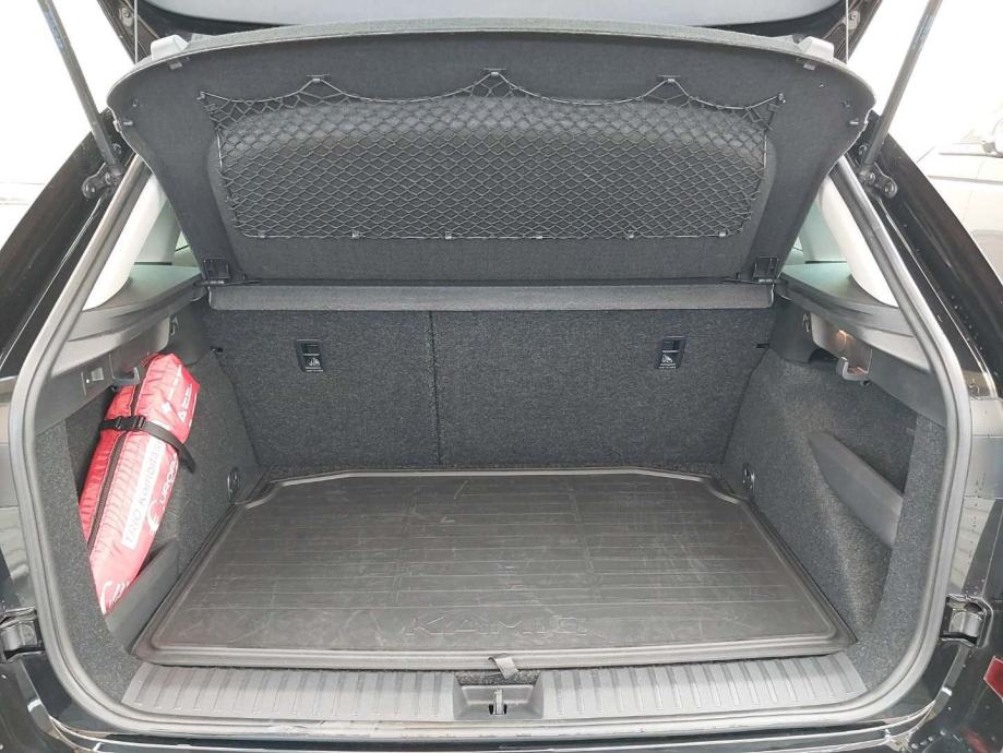 Škoda Kamiq 1,0 TSI 110KS HIGH LED,KAMER,KUKA,GRIJ.SJEDAL,6.473,5€*3, fotografija 12