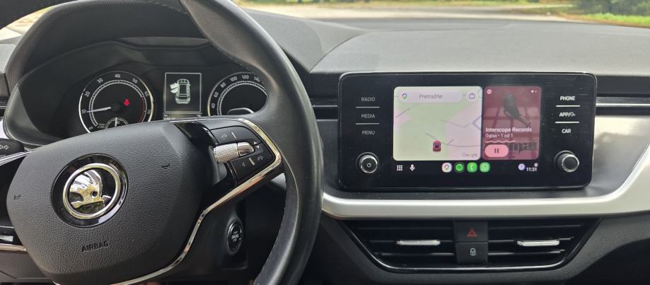 Škoda Kamiq 1,0 TSI automatik, fotografija 11