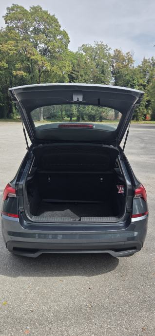 Škoda Kamiq 1,0 TSI automatik, fotografija 6