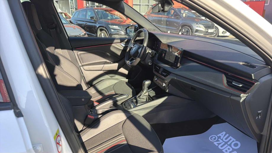SKODA KAMIQ 2024 • PREMIUM jamstvo • AutoZubak Rabljena, fotografija 9