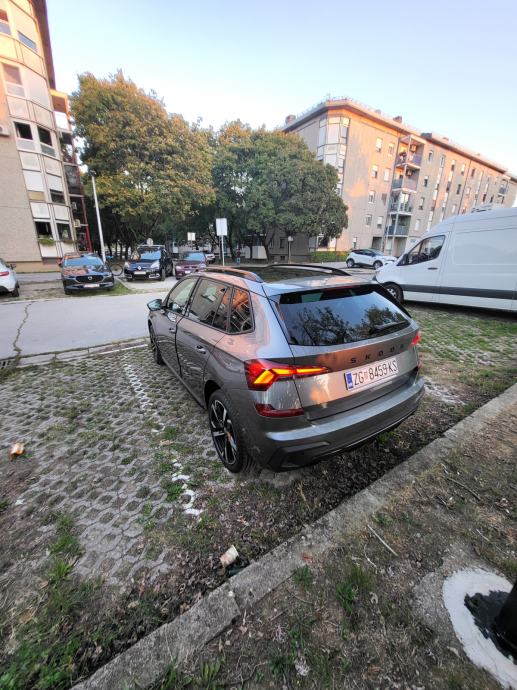 ŠKODA KAMIQ FL Monte Carlo 1.5 TSI ACT DSG, fotografija 4