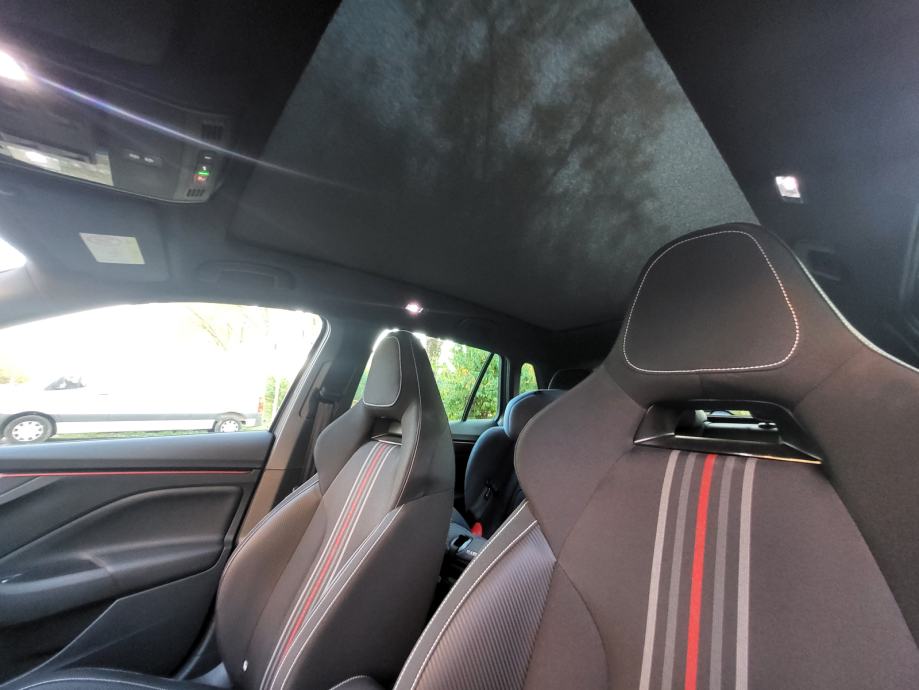 ŠKODA KAMIQ FL Monte Carlo 1.5 TSI ACT DSG, fotografija 16