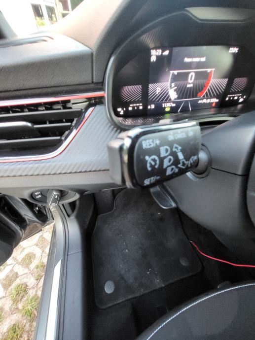 ŠKODA KAMIQ FL Monte Carlo 1.5 TSI ACT DSG, fotografija 19