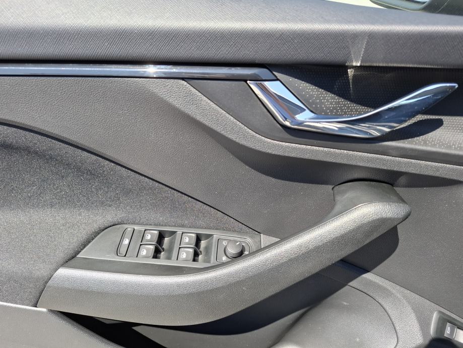 Škoda KAMIQ FL Selection 1.0 TSI, fotografija 19