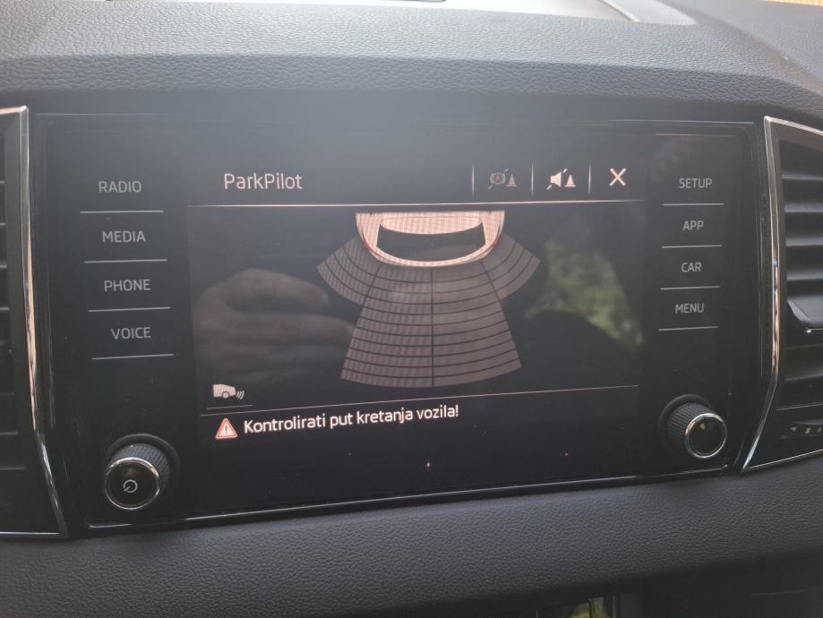 Škoda Karoq 1,5 TSI 150KS, 2019.g. NIJE UVOZ! REG 6/27, TOP STANJE!, fotografija 7
