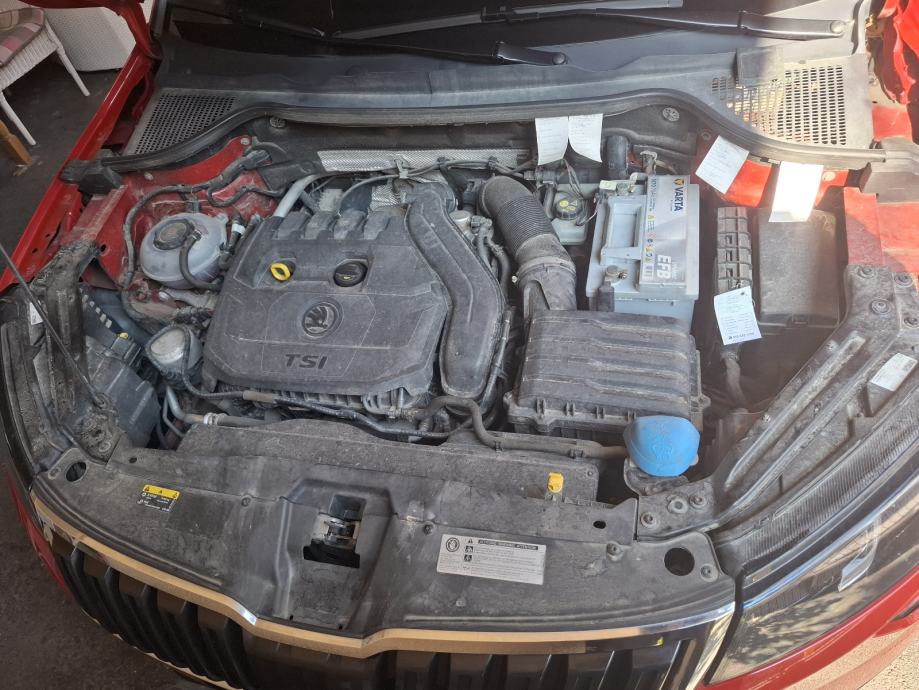 Škoda Karoq 1,5 TSI 150KS, 2019.g. NIJE UVOZ! REG 6/27, TOP STANJE!, fotografija 18