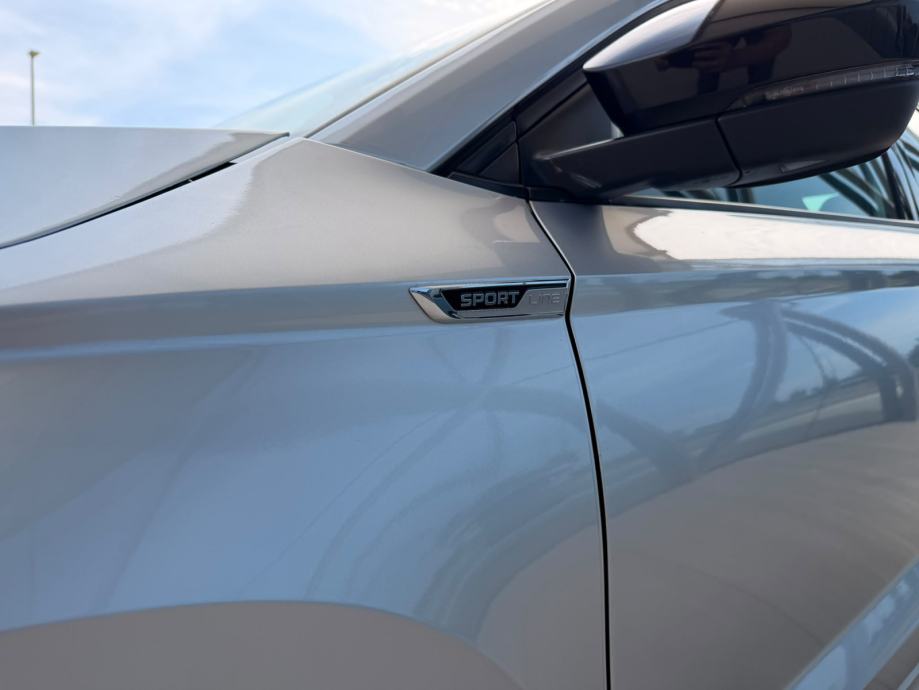 Škoda Karoq 1.5 TSI DSG SportLine • panorama • kamera • 12 mj. jamstva, fotografija 7