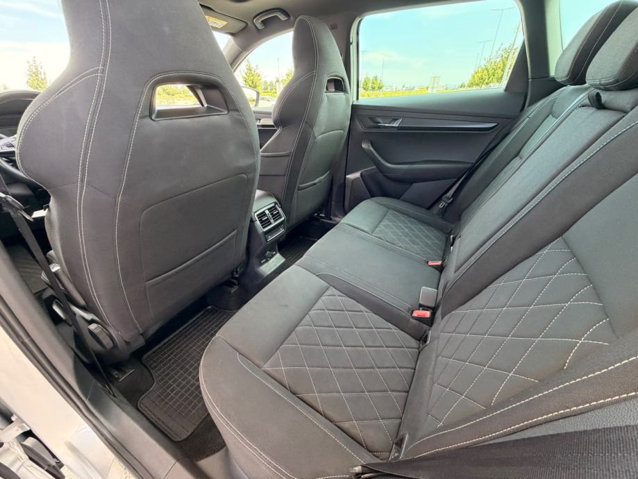 Škoda Karoq 1.5 TSI DSG SportLine • panorama • kamera • 12 mj. jamstva, fotografija 16