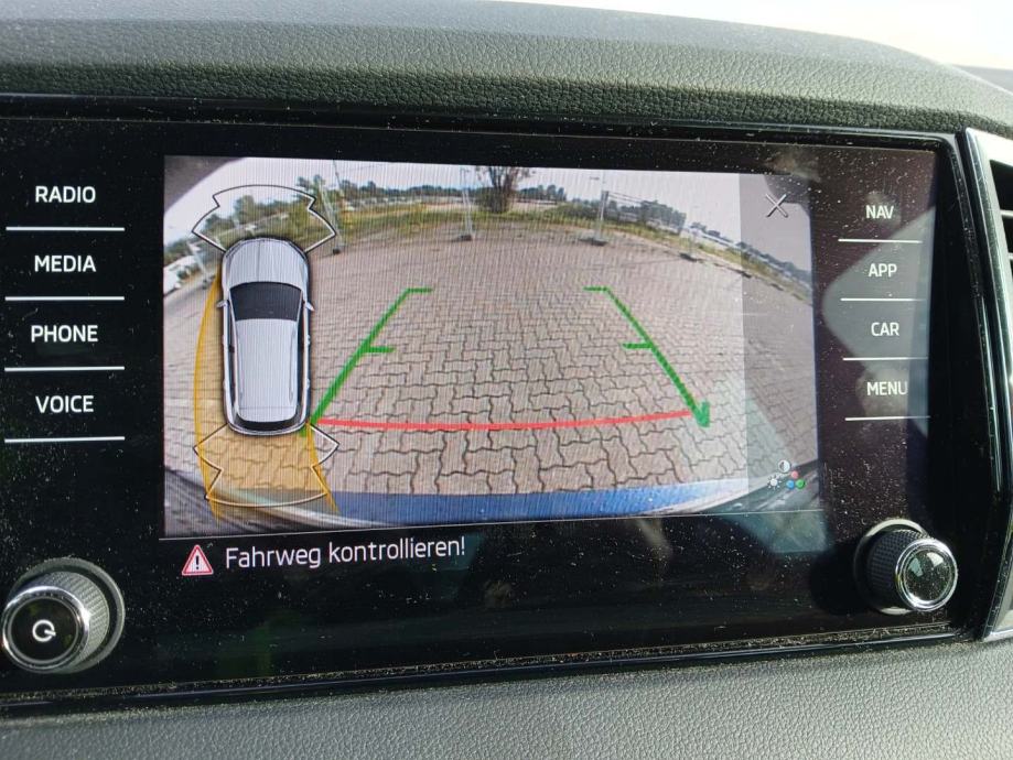 Škoda Karoq FL 1,5 TSI DSG STYLE MOD.2023 NAV,MATRIX,KAMER,8.738,33€*3, fotografija 12