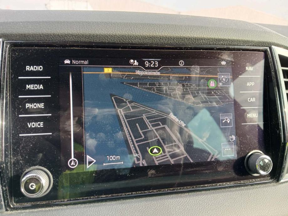 Škoda Karoq FL 1,5 TSI DSG STYLE MOD.2023 NAV,MATRIX,KAMER,8.738,33€*3, fotografija 11