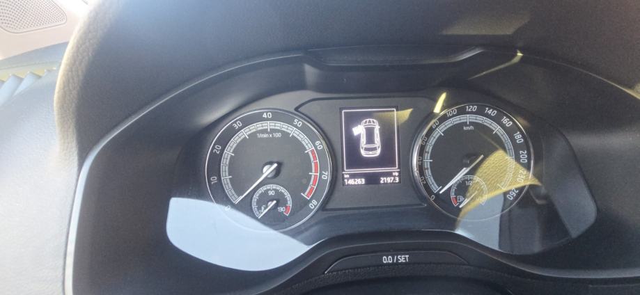 Škoda Karoq 1,5 TSI, fotografija 7