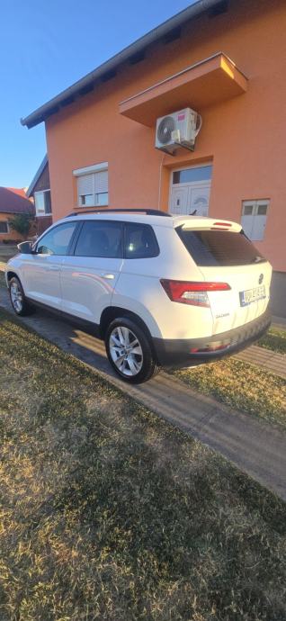 Škoda Karoq 1,5 TSI, fotografija 2