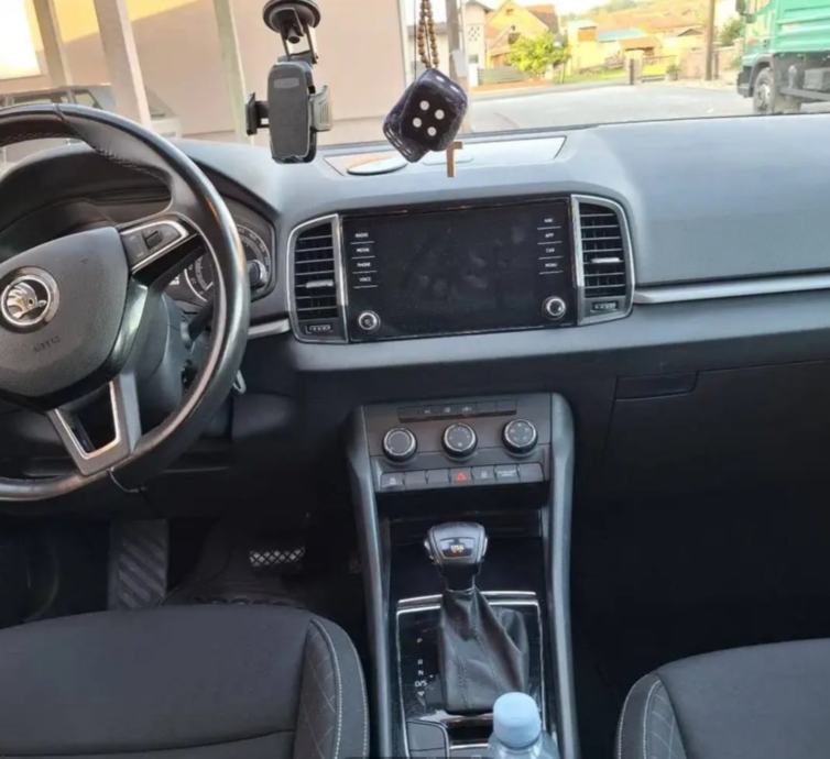 Škoda Karoq 1,6 reg.9/2027, fotografija 5