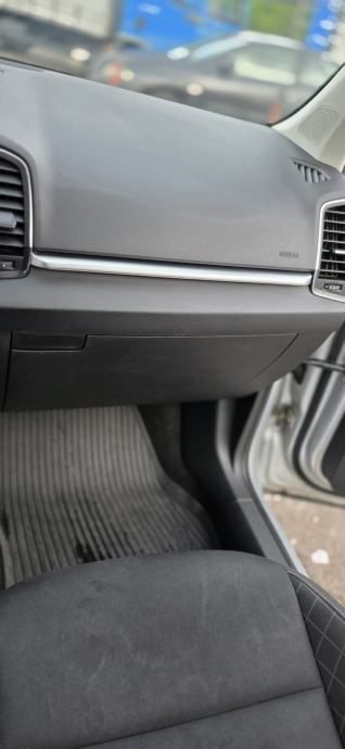 Škoda Karoq 1,6 Ambition plus, registracija do 03/2027., fotografija 15