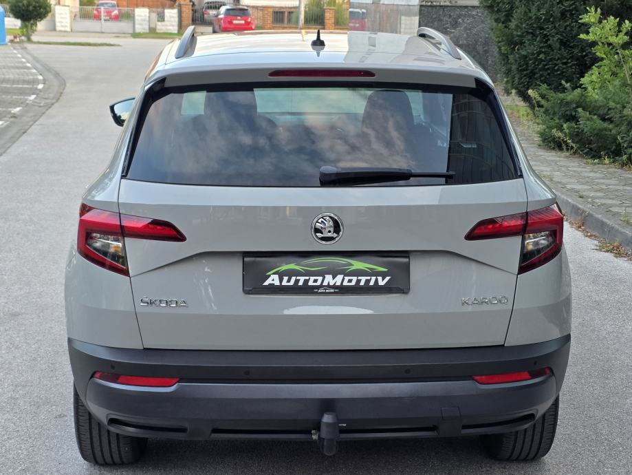 ŠKODA KAROQ 1.6 TDI DSG - *BOGATA OPREMA - ORIGINAL STANJE - SERVISNA*, fotografija 7