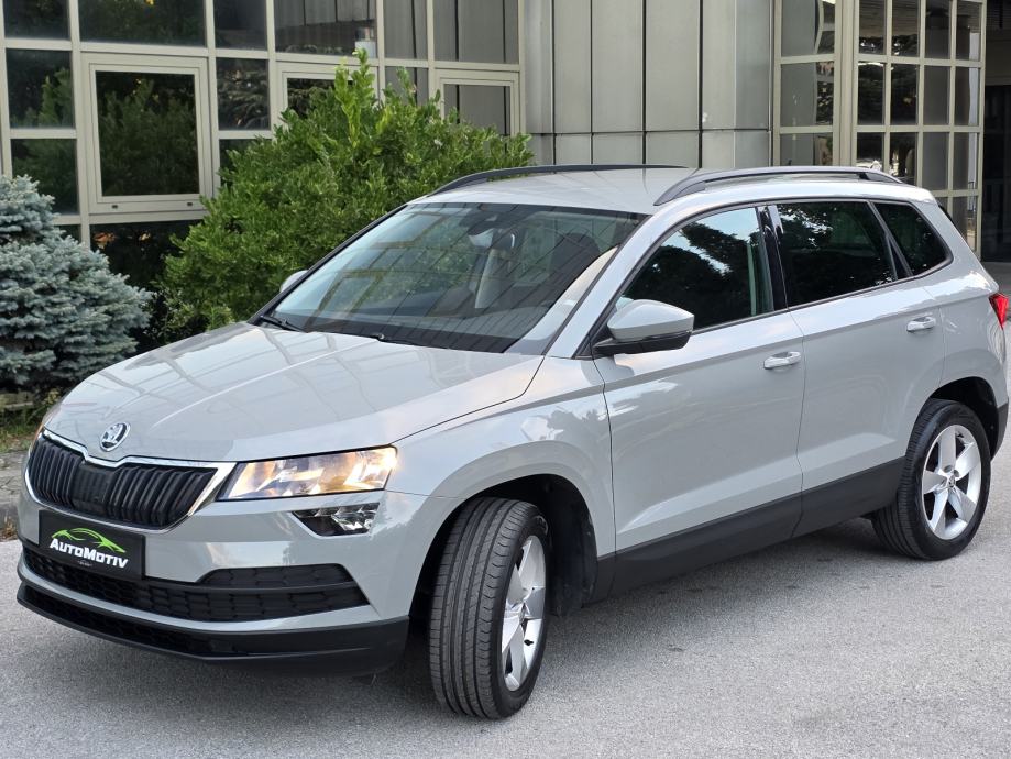 ŠKODA KAROQ 1.6 TDI DSG - *BOGATA OPREMA - ORIGINAL STANJE - SERVISNA*, fotografija 11