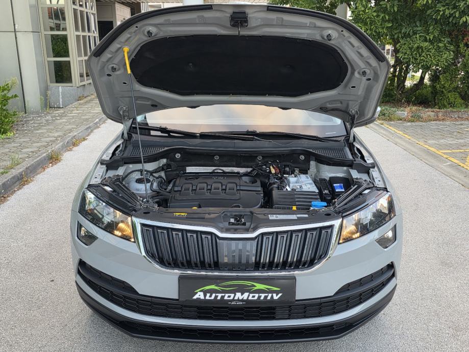 ŠKODA KAROQ 1.6 TDI DSG - *BOGATA OPREMA - ORIGINAL STANJE - SERVISNA*, fotografija 15