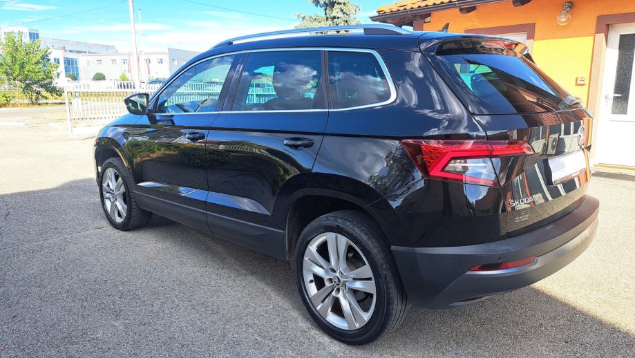 Škoda Karoq 1.6 TDI,LED,NAVI,KAMERA,12/17,REG. 09/27,ODLIČAN, fotografija 5