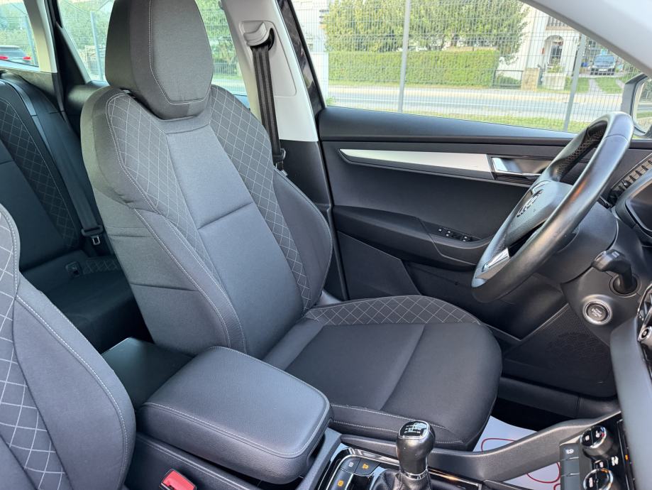 Škoda Karoq 1,6 TDI - BI-XENON - KAMERA - NAVIGACIJA - GARANCIJA, fotografija 20