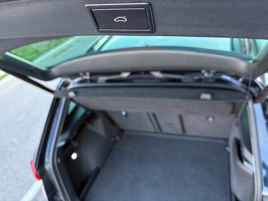 Škoda Karoq Sportline black, 2.0 TDI, DSG, 140kW, 4x4, top**, fotografija 18