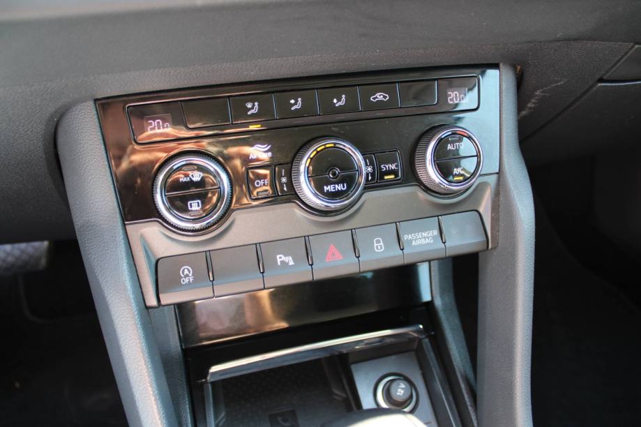 Škoda Karoq 2.0 TDi DSG *LED, NAVIGACIJA, KAMERA*, fotografija 20