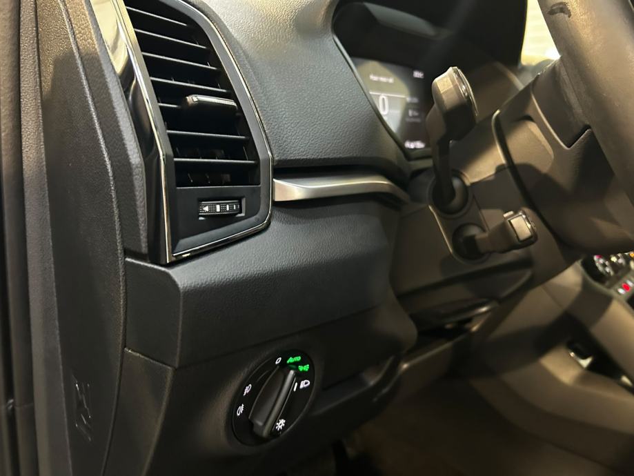ŠKODA KAROQ 2,0 TDI DSG LED VIRTUAL KAMERA PDC U PDV-U 12 MJ JAMSTVO, fotografija 20