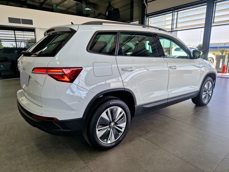Škoda Karoq 2,0 TDI LEASING BEZ UČEŠĆA I BEZ JAMACA, fotografija 6