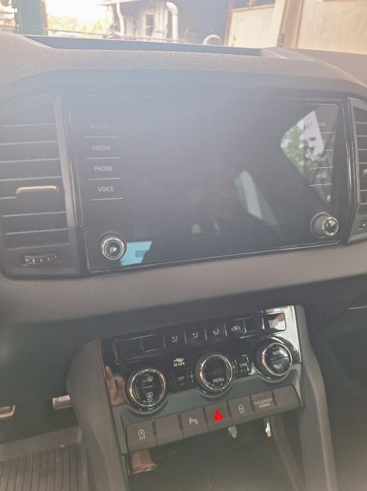 Škoda Karoq 2,0 TDI,Sport line, fotografija 2