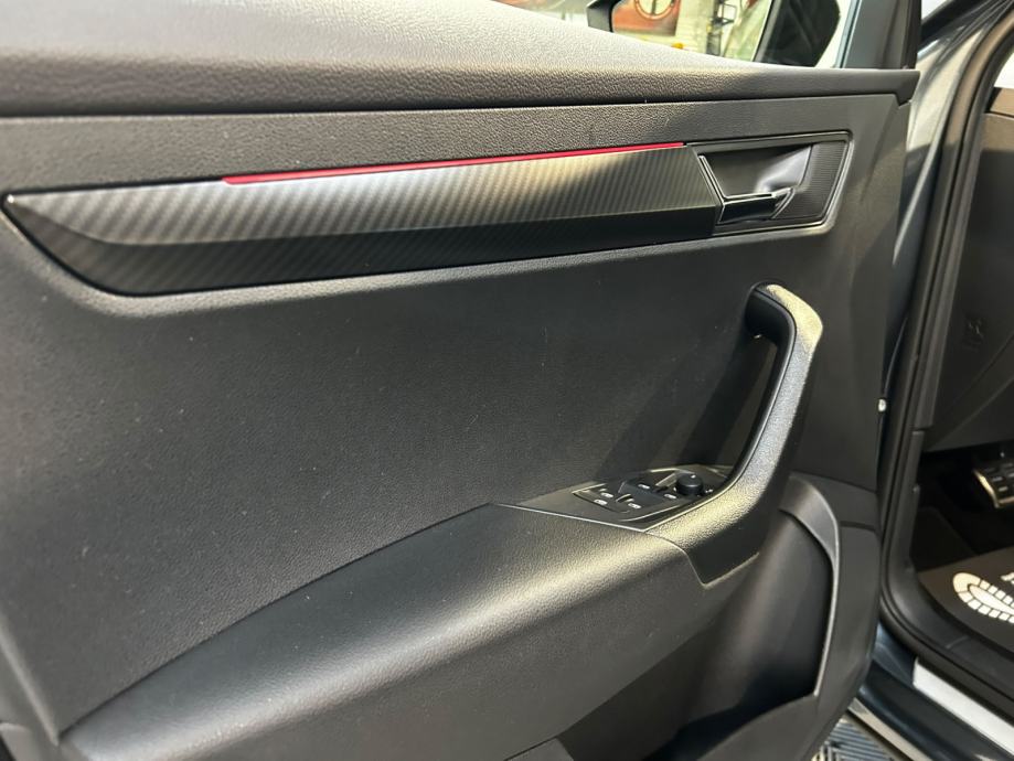 ŠKODA KAROQ 2,0 TDI SPORTLINE DSG LED ALU 18 PDC U PDV-U 12 MJ JAMSTVO, fotografija 12