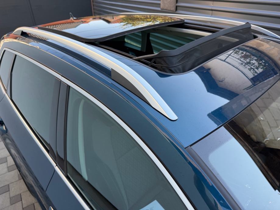 Škoda Karoq 2,0 TDI STYLE/kamera/led/panorama//, fotografija 17