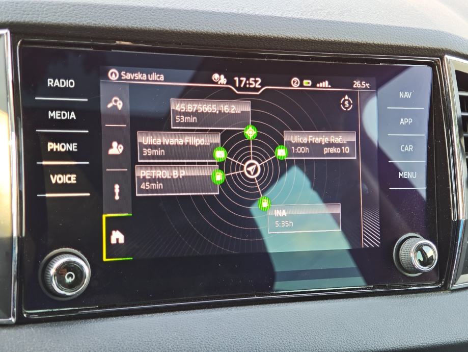 Škoda Karoq 2,0 TDI Tour DSG 4x4, fotografija 13
