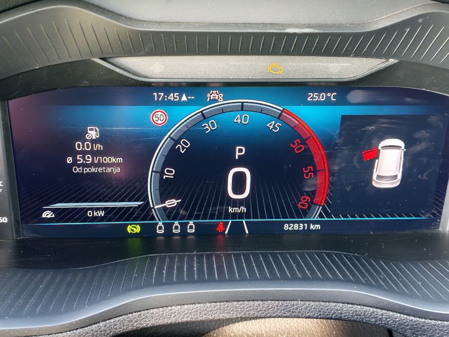 Škoda Karoq 2,0 TDI Tour DSG 4x4, fotografija 15