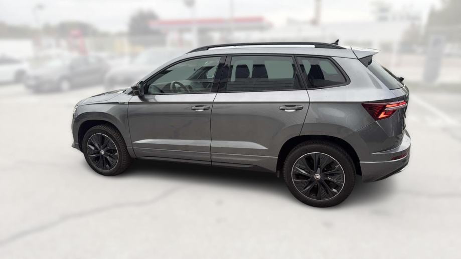 SKODA KAROQ 2024 • PREMIUM jamstvo • AutoZubak Rabljena, fotografija 6