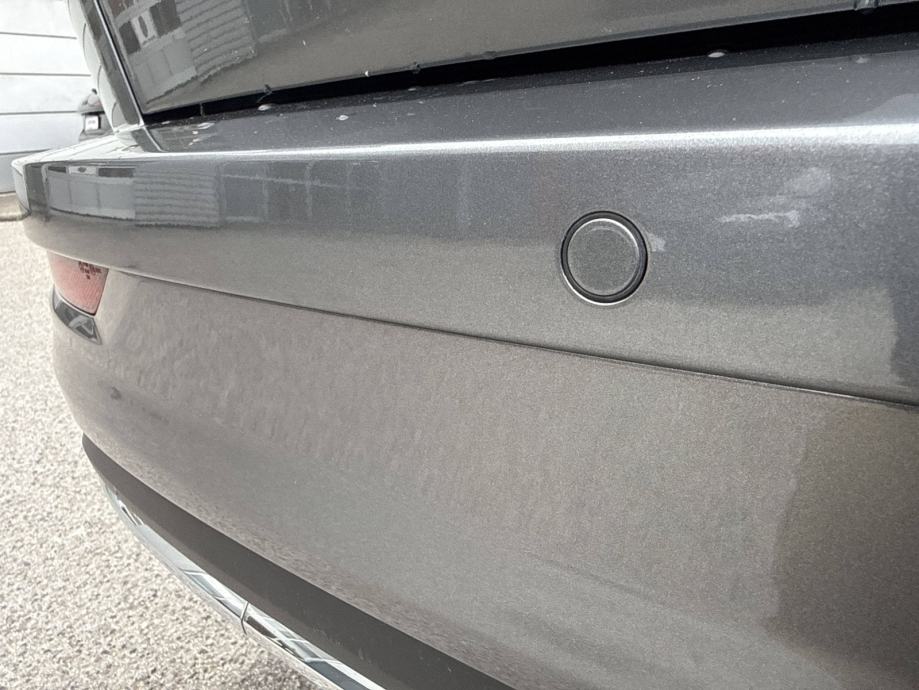 SKODA KAROQ 2024 • PREMIUM jamstvo • AutoZubak Rabljena, fotografija 19