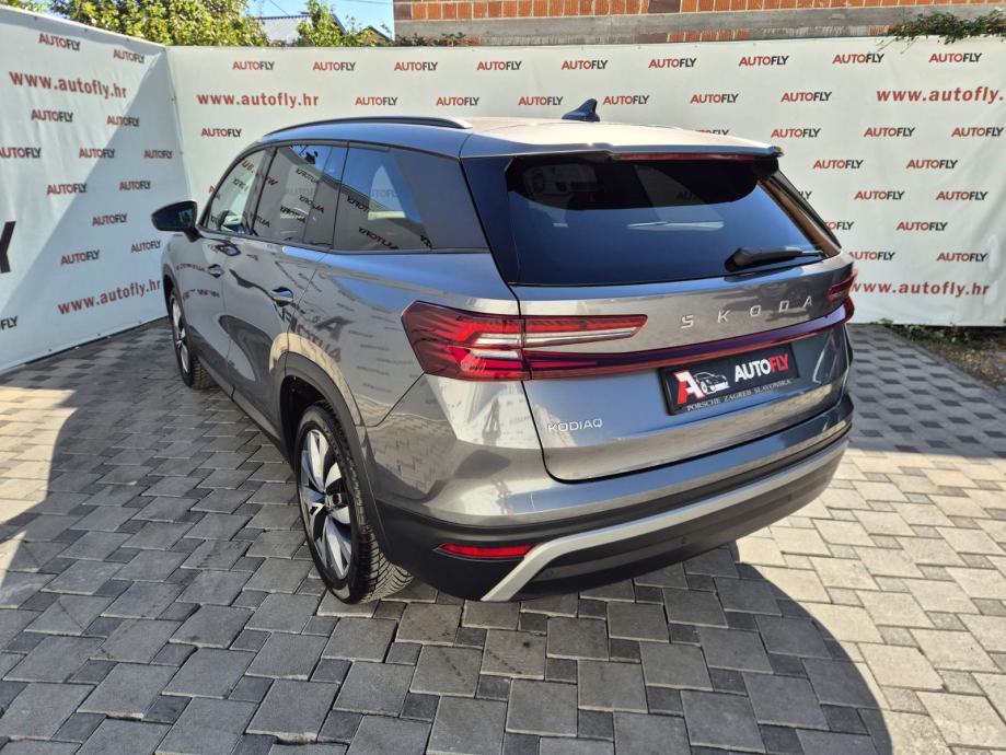 Škoda Kodiaq 1.5 TSI DSG Selection, HR auto, tvornička gar., u PDV-u, fotografija 6