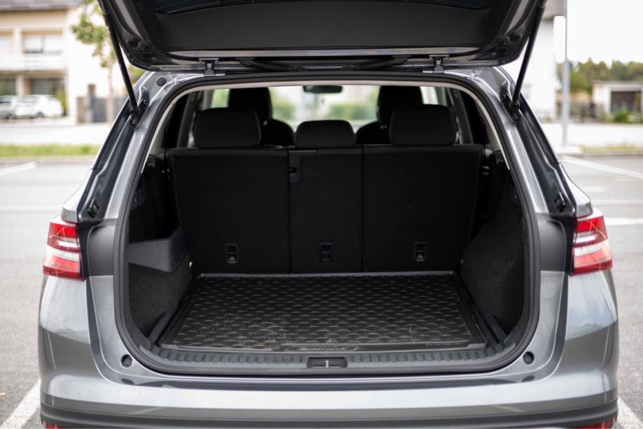 ŠKODA KODIAQ 1.5 TSI mHEV DSG | 18.000 KM | 5 GODINA JAMSTVA, fotografija 10