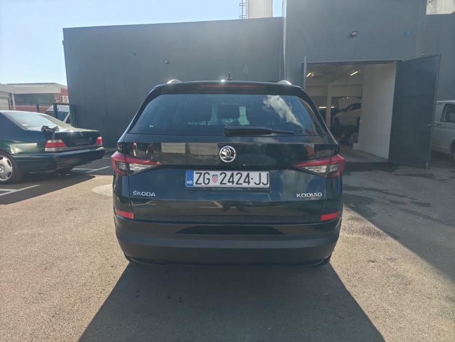 Škoda Kodiaq 2,0 7 SJEDALA U PDV-u, LEASING KREDIT GOTOVINA, fotografija 4